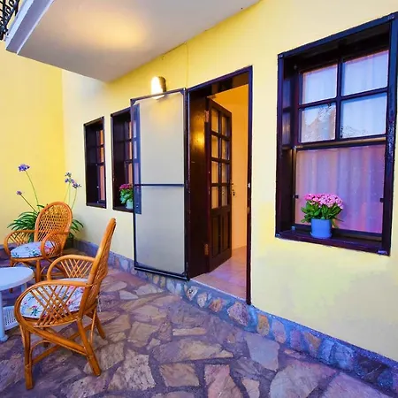 Bougainvillea Fethiye