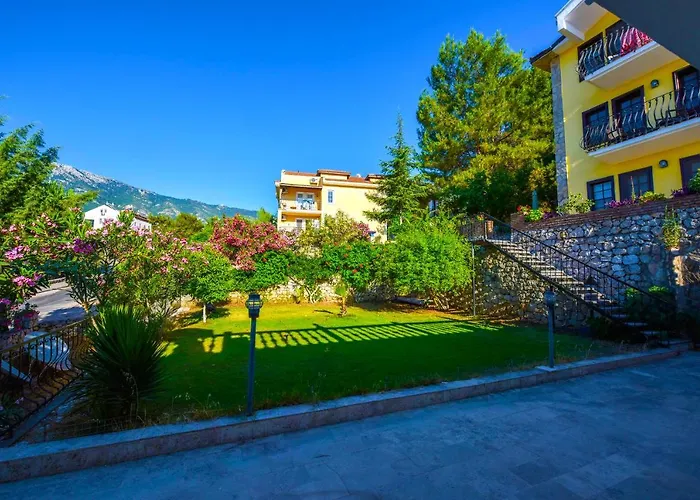 Bougainvillea Semesterbostad Fethiye